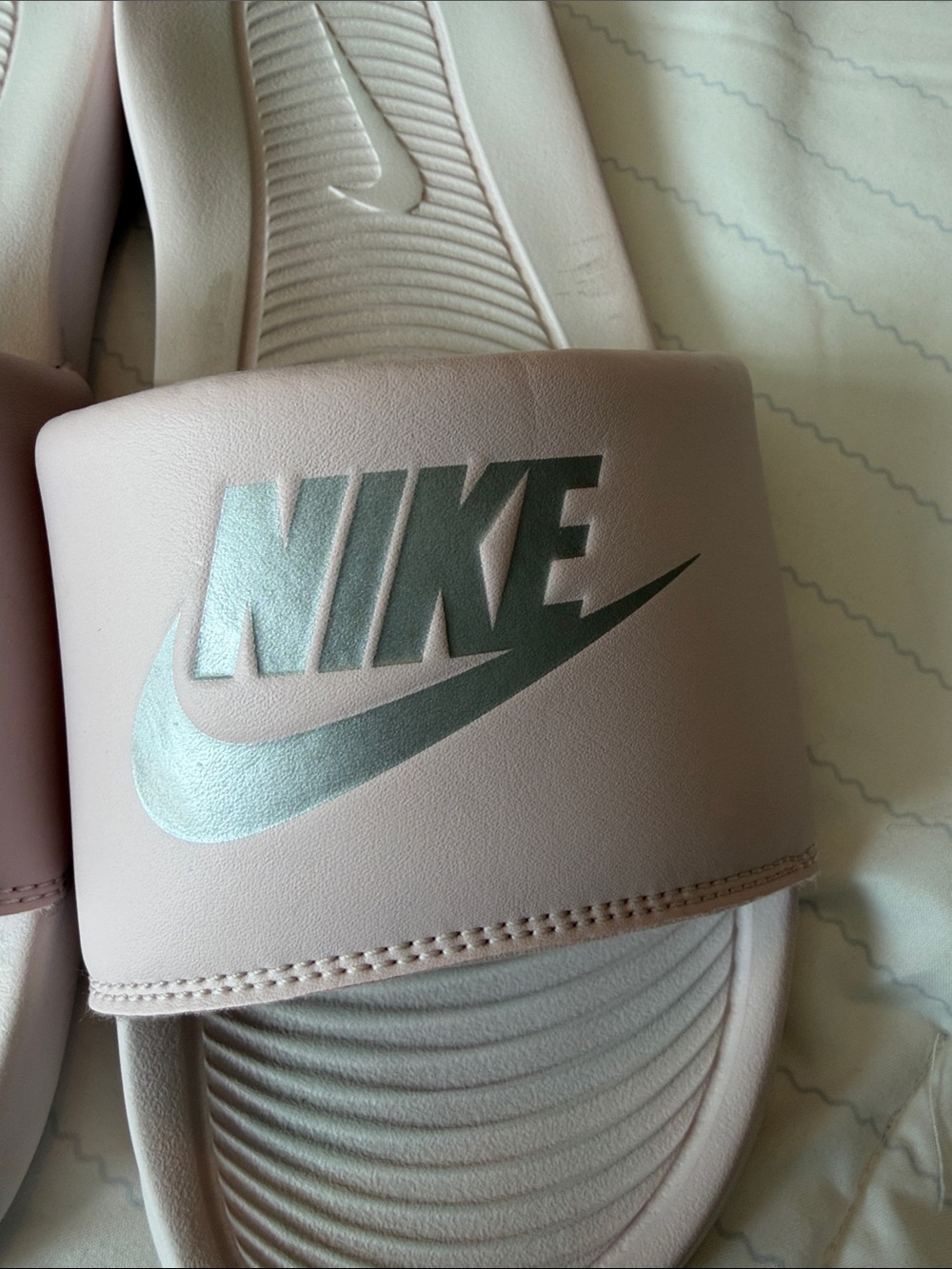 Nike Victori Light Pink Slide Sandals with Silver Logo - Picture 5 of 7